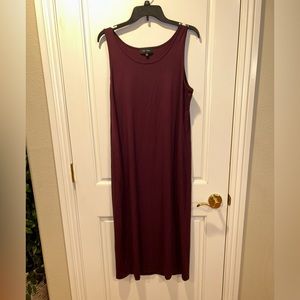 Mia Wear Plum Sleeveless Maxi Dress. Size Medium.